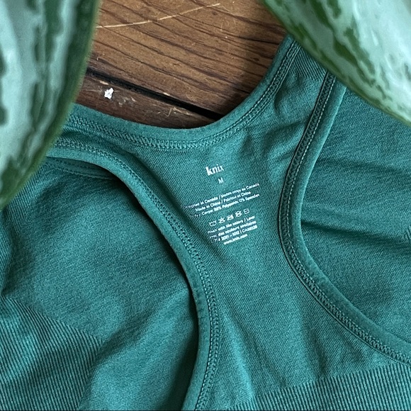 Knix Peppermint Sportsbra - Picture 4 of 5